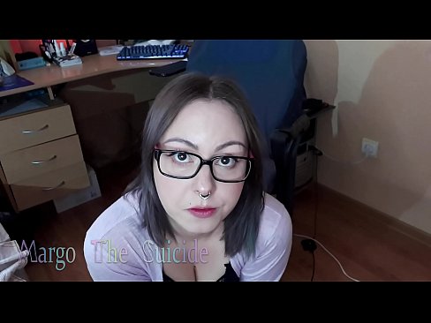 ❤️ Нүдний шилтэй тачаангуй охин камер дээр Шодойг гүн хөхөж байна ❤️ Оросын порно манайд ☑